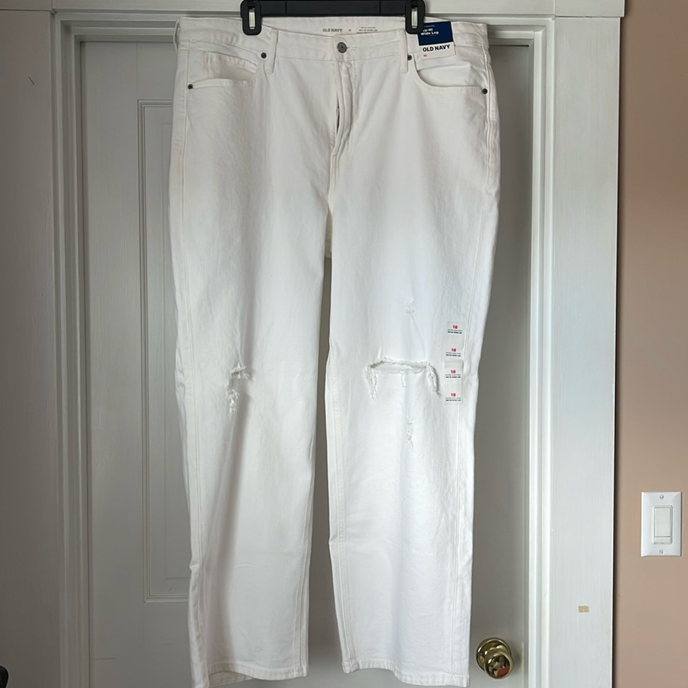 White wide leg jeans